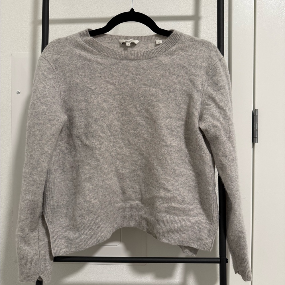 Vince Light Gray Women's Crew Neck Sweater